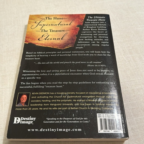 The Ultimate Treasure Hunt By Kevin‎ Dedmon - Picture 2 of 2
